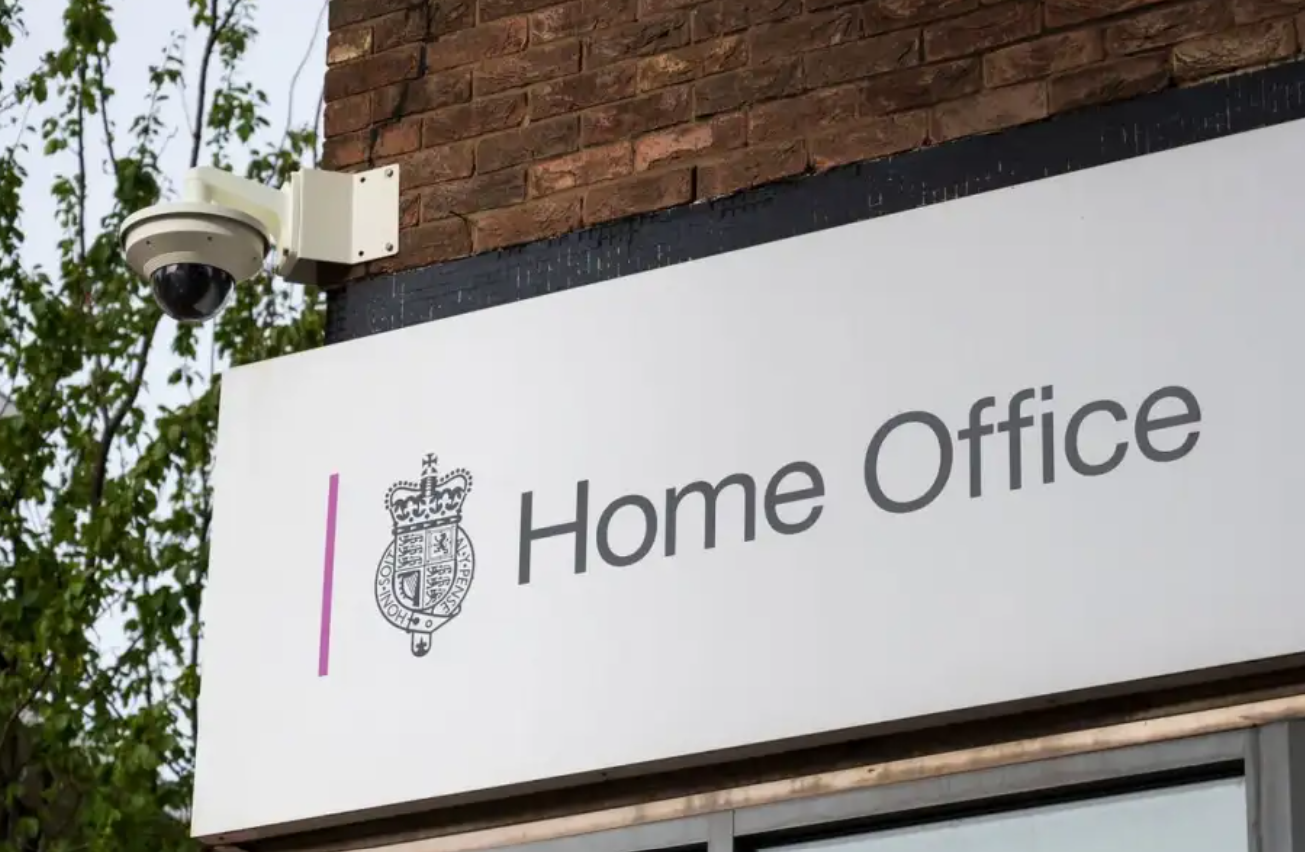 роль Министерства внутренних дел в иммиграционных решениях