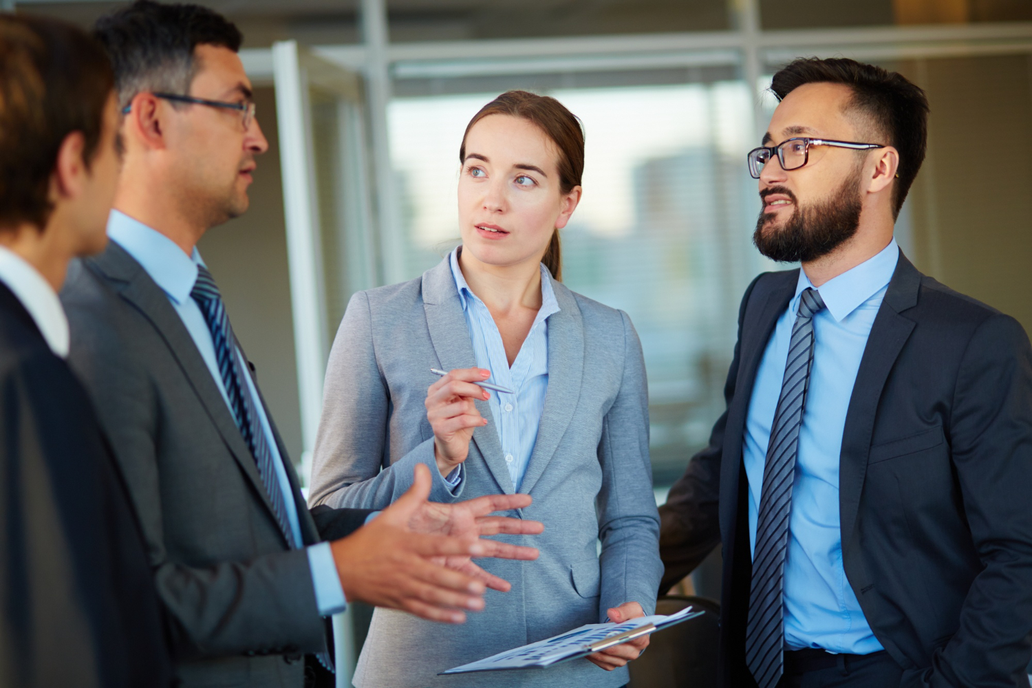 Переход с Tier 2 (ICT) на маршрут Skilled Worker