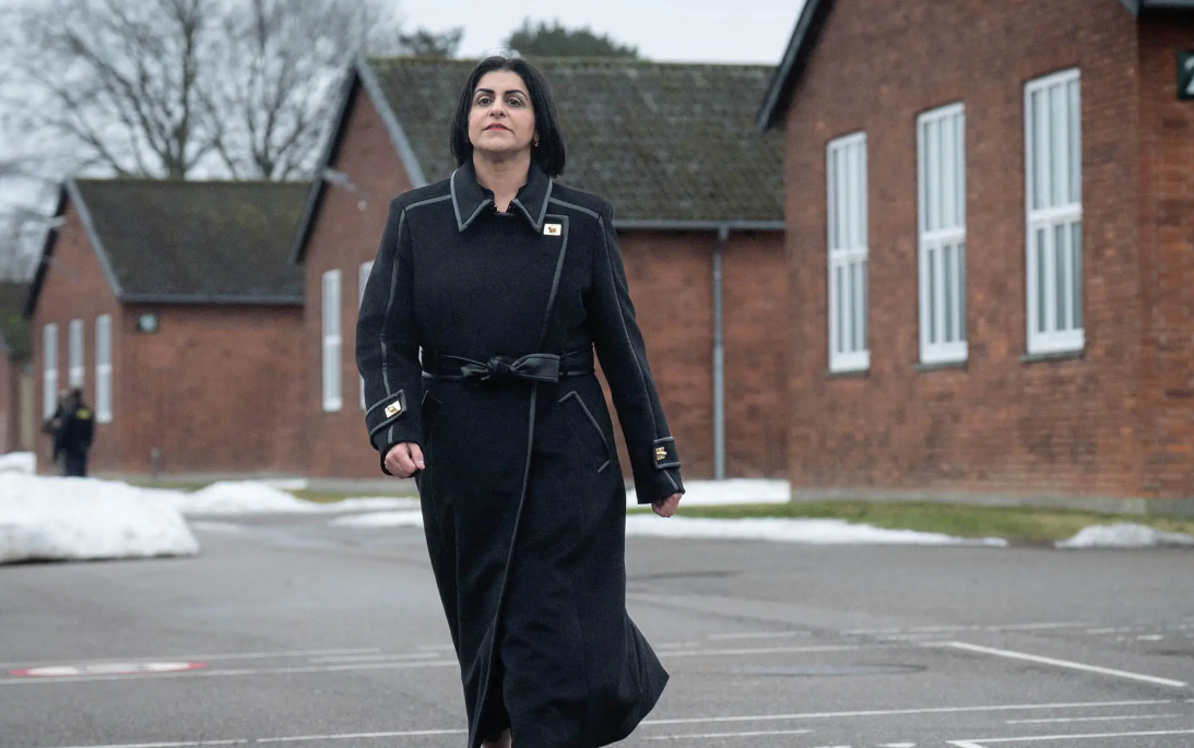 Лейбористы сигнализируют о смягчении подхода к реформам иммиграции после внутренней критики